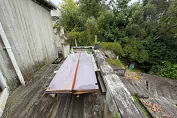 220 Golf Road, Titirangi