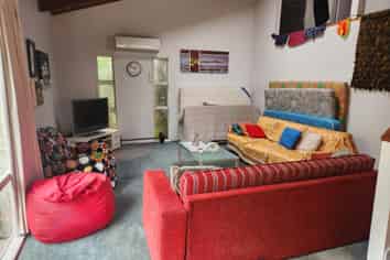 220 Golf Road, Titirangi