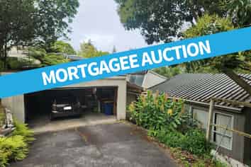 220 Golf Road, Titirangi