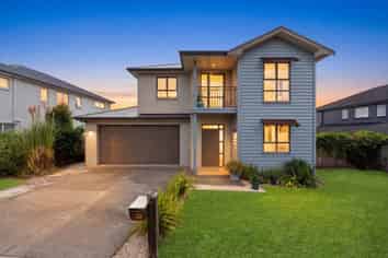 30 Mackay Drive, Greenhithe