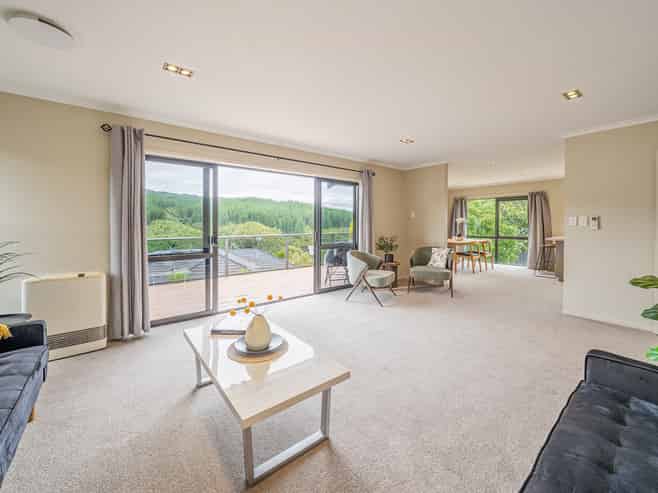 115 Kirton Drive, Riverstone Terraces