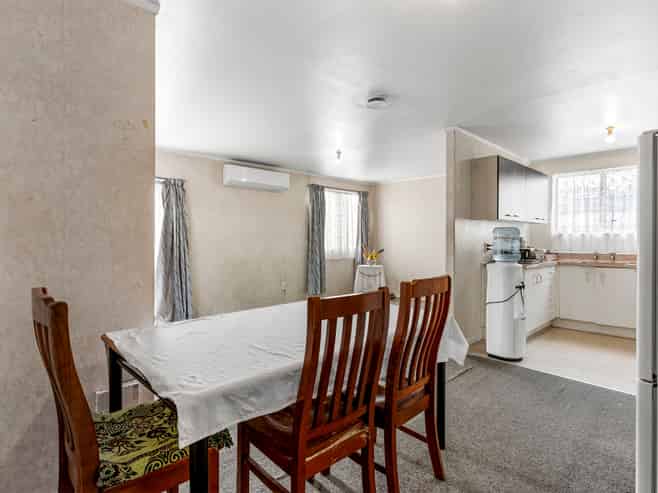 64 Tony Segedin Drive, Avondale