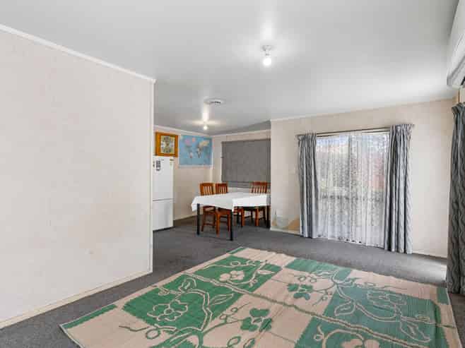 64 Tony Segedin Drive, Avondale