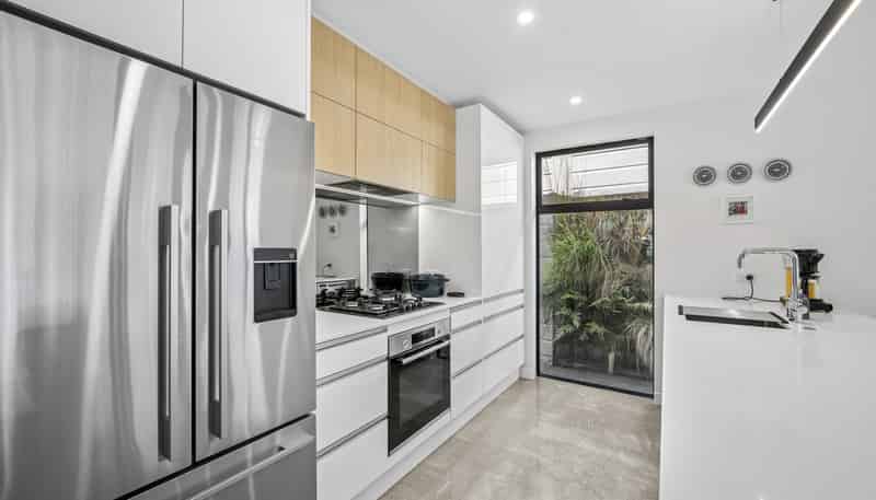 19 Picton Avenue, Newtown