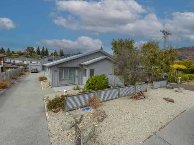 1/56 Warren Street, Wanaka