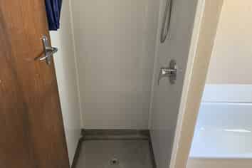 C/6 Glenroy Crescent, Springlands