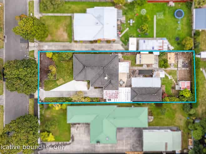 6 Hall Grove, Ebdentown