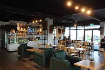 808b/770 Great South Road, Manukau