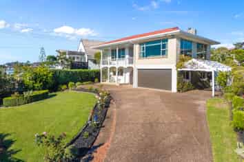 19 Monyash Road, Manly