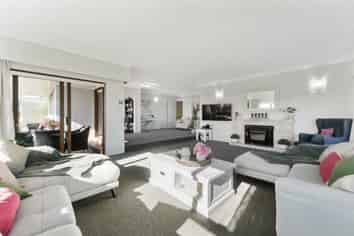 19 Monyash Road, Manly