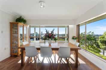 19 Monyash Road, Manly