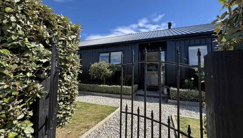 14 Wren Street, Albert Town