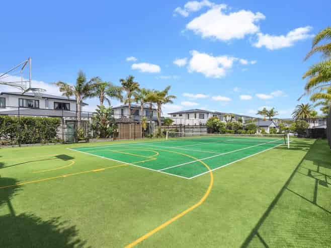 42/2 Armoy Drive, East Tamaki