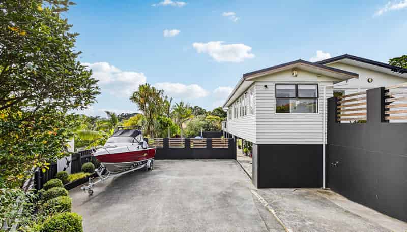 11 Finchley Road, Torbay