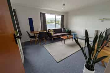 43H Brunswick Street, Central Hutt