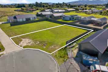 12 Ross Taylor Lane, Masterton