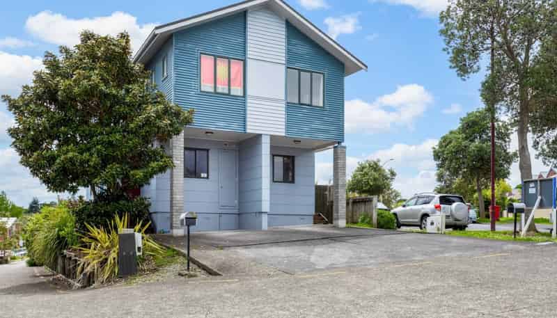 26/10 John Jennings Drive, Oteha