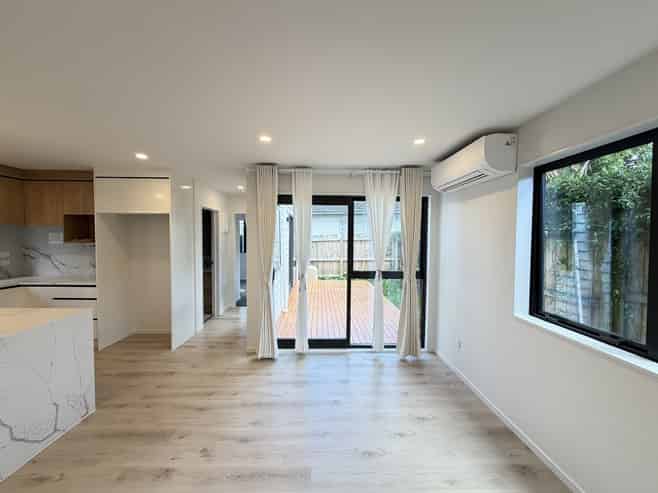 51B Priestley Drive, Bucklands Beach