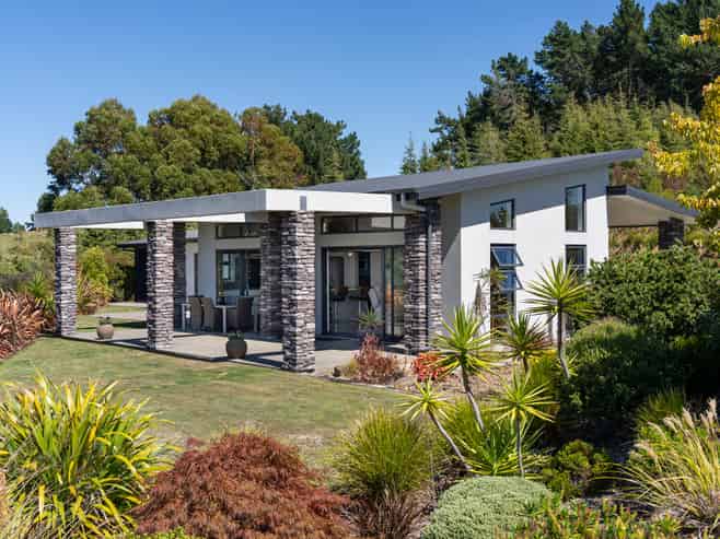 103 Redvale Road, REDWOOD VALLEY