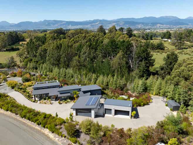 103 Redvale Road, REDWOOD VALLEY