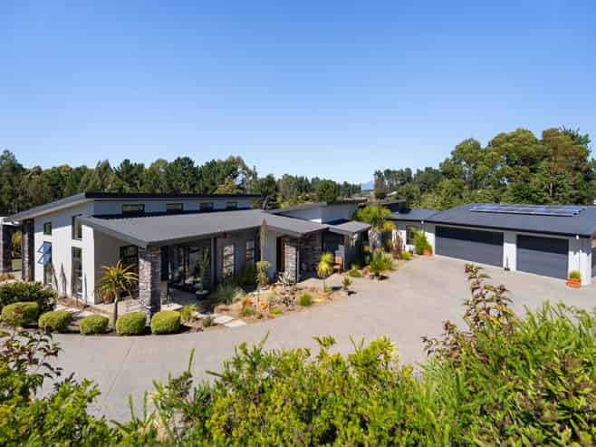 103 Redvale Road, REDWOOD VALLEY