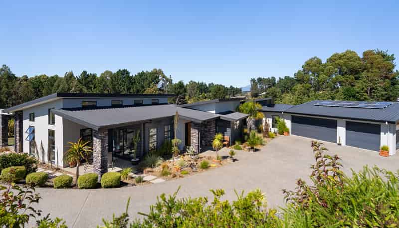 103 Redvale Road, REDWOOD VALLEY