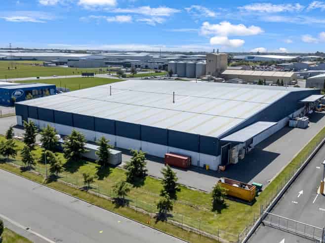 Large Hornby A Grade Industrial Opportunity