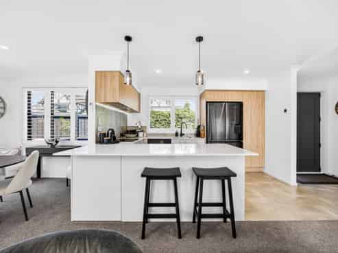 33A Forest Glen, Orewa