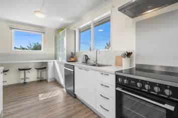 73 Baynes Street, Burwood