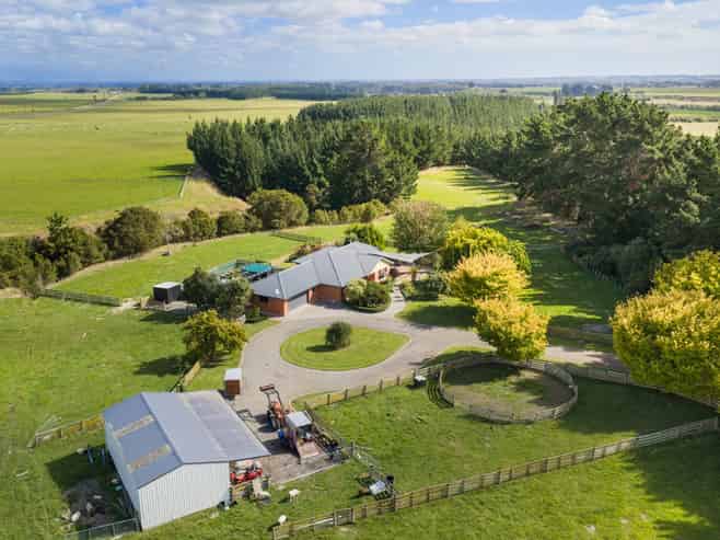 285 Forlong Road, Colyton