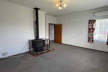 86 Broadway, Stratford