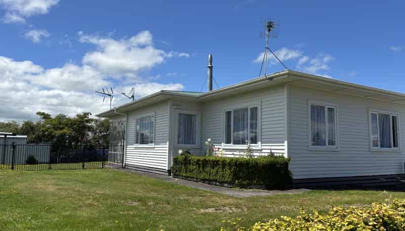 86 Broadway, Stratford