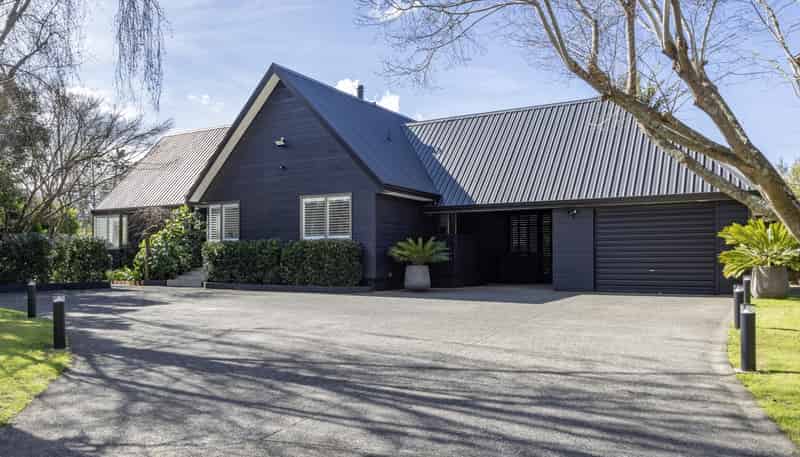 23 Elliot Street, Riverhead