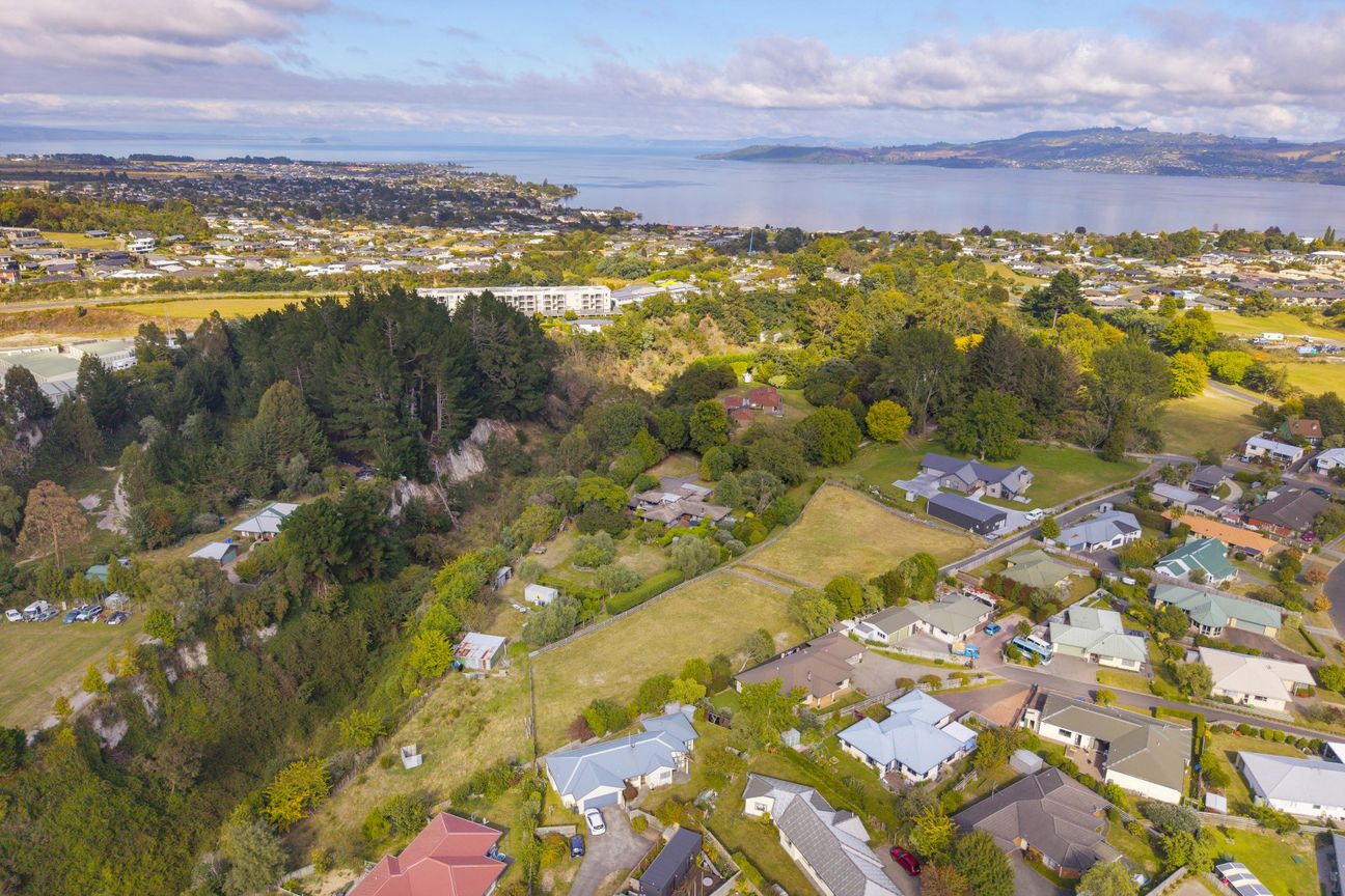 Central Taupo -  Exceptional Land Opportunity! - Więcej