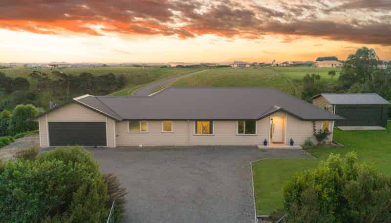158 Mount Biggs Road, Halcombe