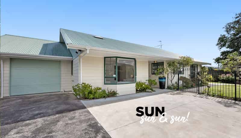 2/118 Whites Line East, Waiwhetu