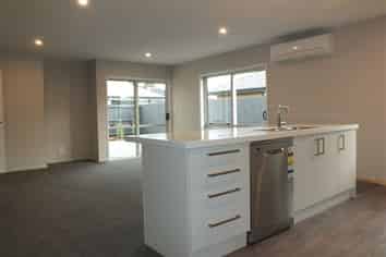 2 Parawai Street, Marshland