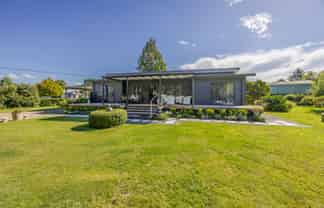 32A Owen Street, Tikokino