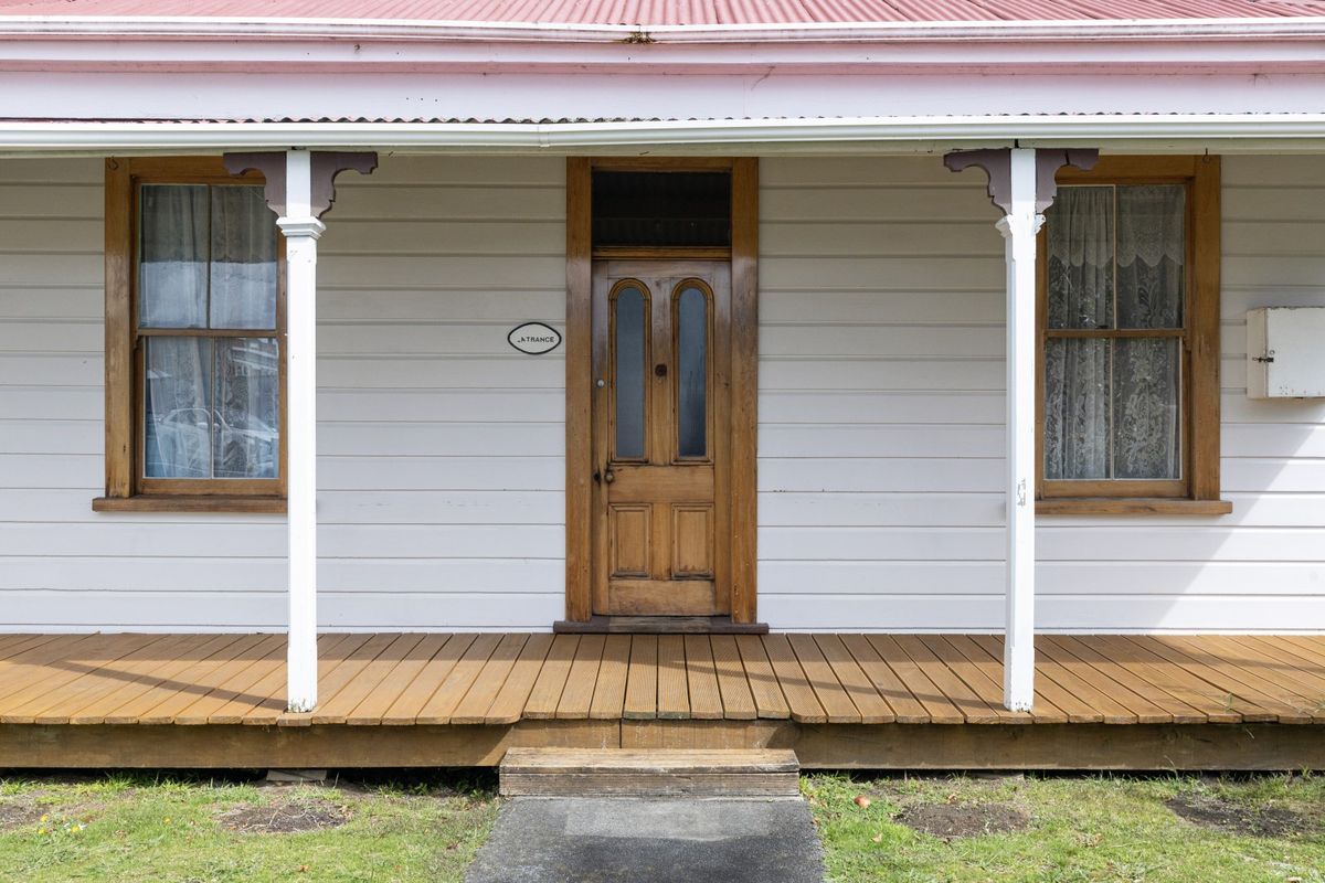 Back on market - calling all offers - 2. nézet