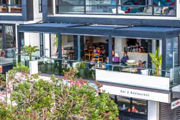 Prime waterfront – Repriced to meet market