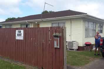 7 Vimy Place, Mangere