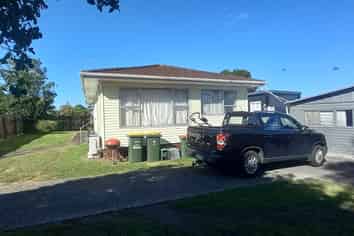 7 Vimy Place, Mangere