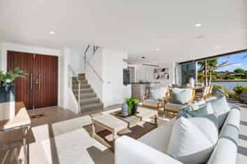 6B Arkley Avenue, Farm Cove