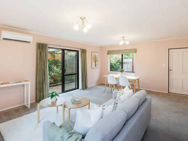 27A Worcester Street, West End