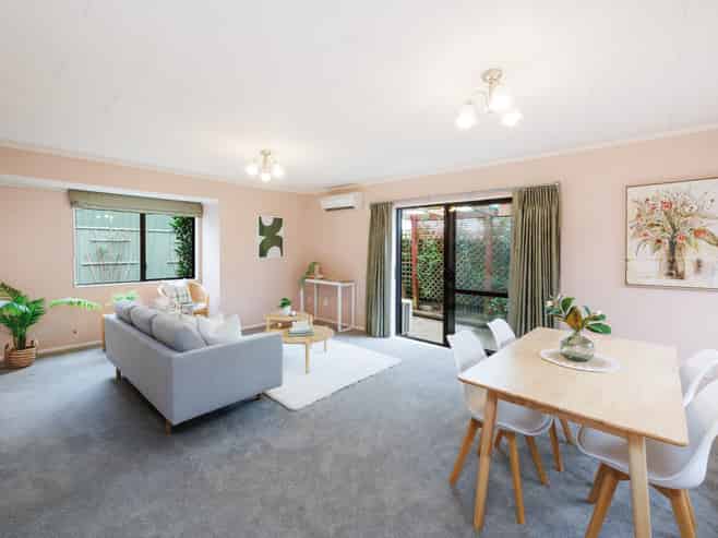 27A Worcester Street, West End