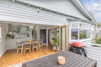 22 Imperial Terrace, Melrose