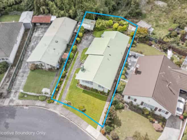 17 Deller Grove, Silverstream