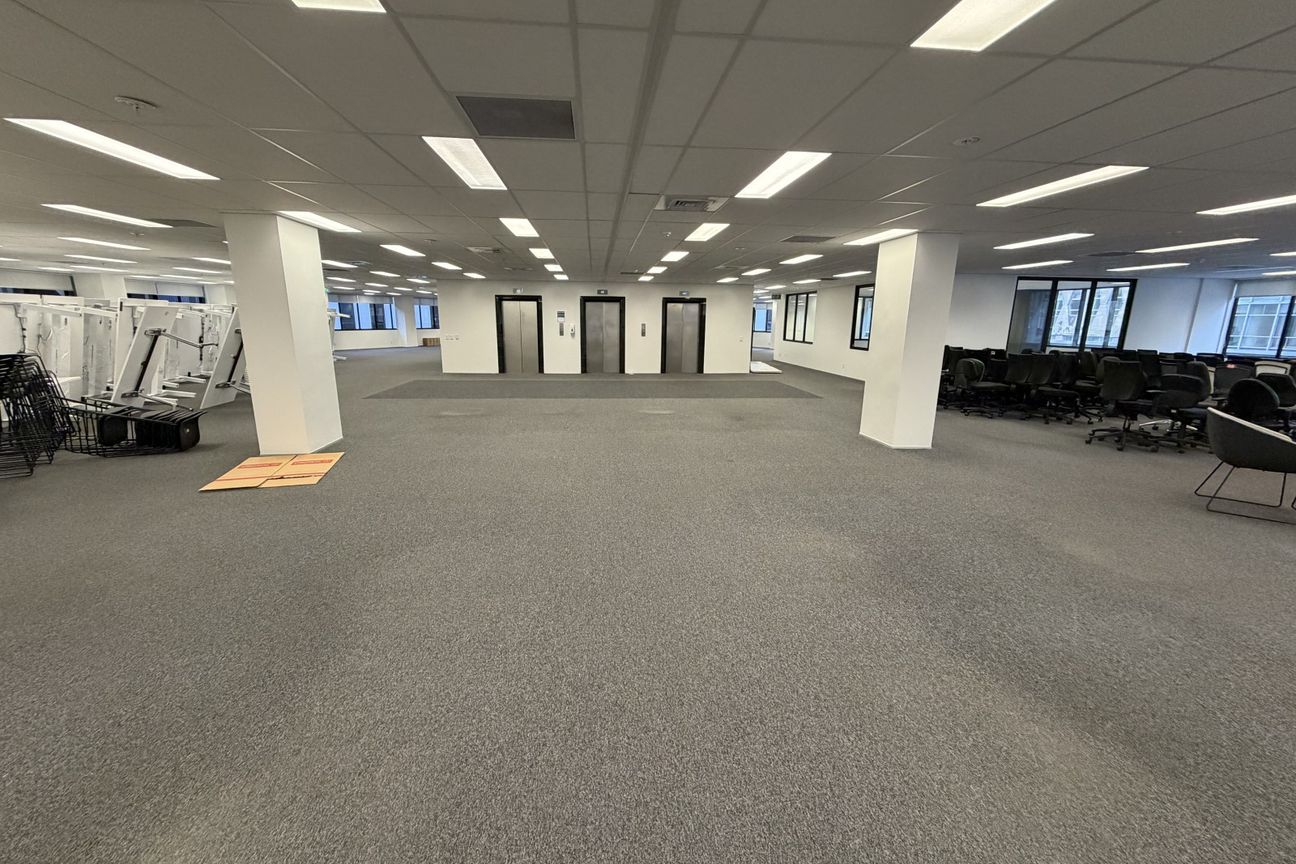 Full Floor in the Government Precinct - Näkymä 2