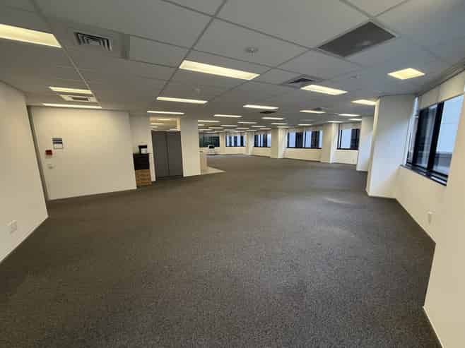 Full Floor in the Government Precinct