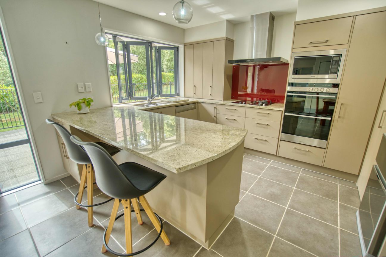 IMMEDIATE POSSESSION - Waiting for a new family - Mehr
